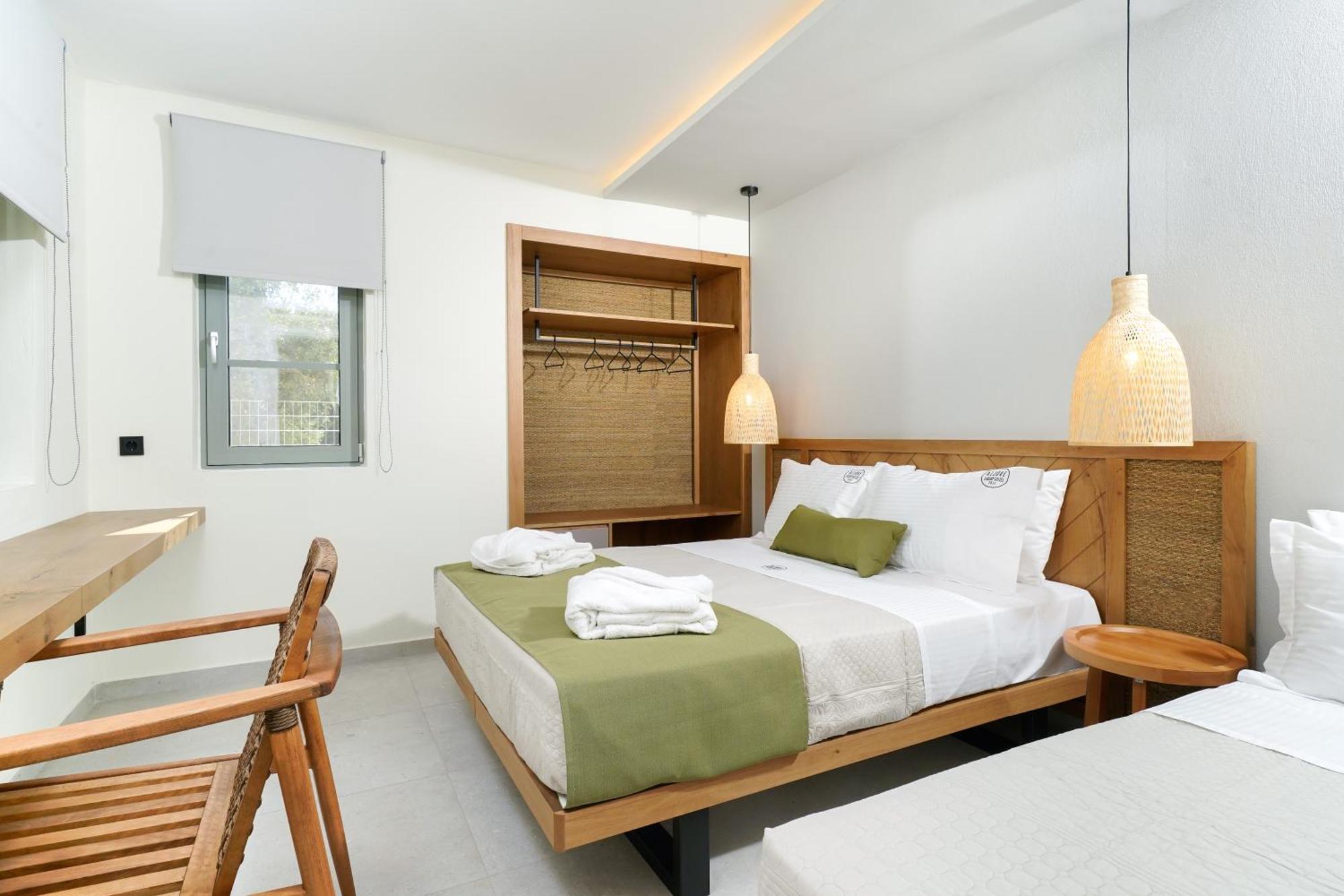 Azzure Luxury Suites Потос Екстер'єр фото