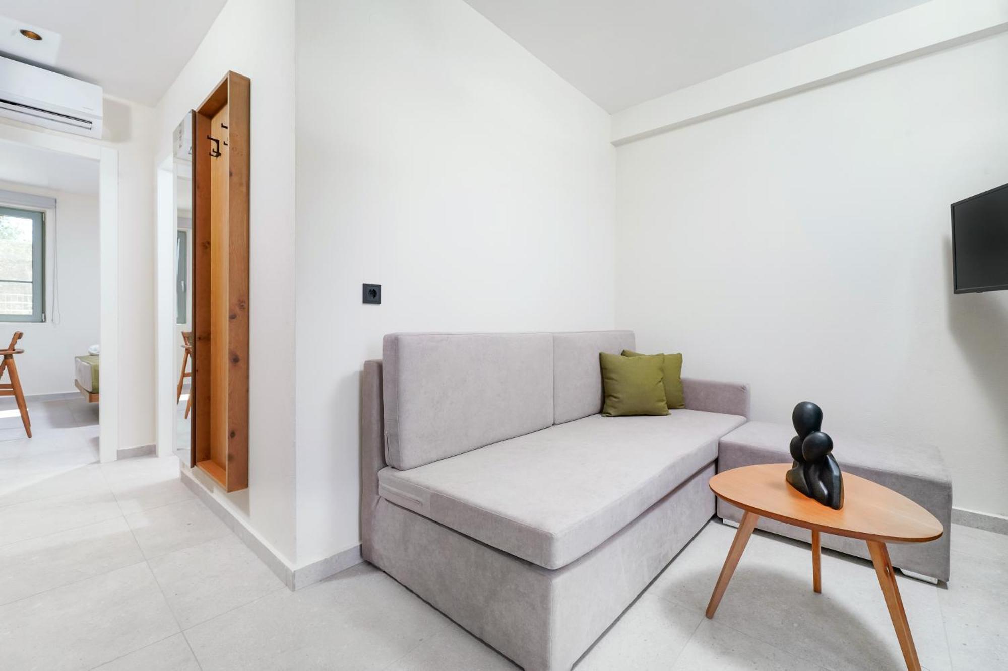 Azzure Luxury Suites Потос Екстер'єр фото