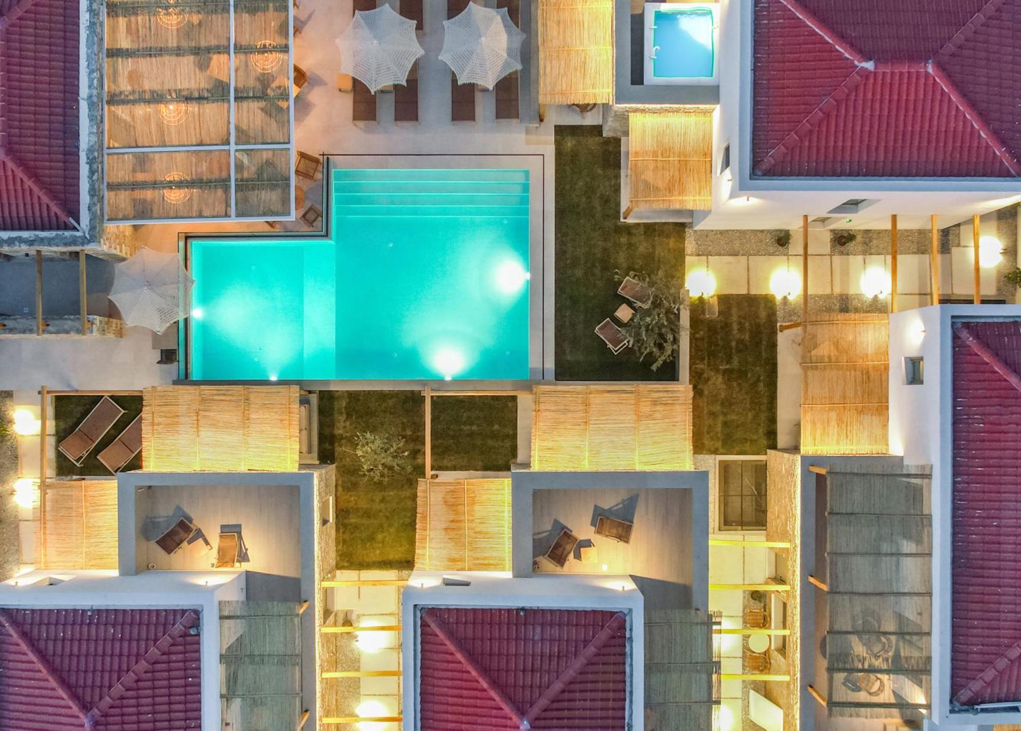 Azzure Luxury Suites Потос Екстер'єр фото
